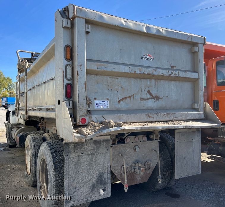 image for item DC6200 2014 International WorkStar 7500  dump truck