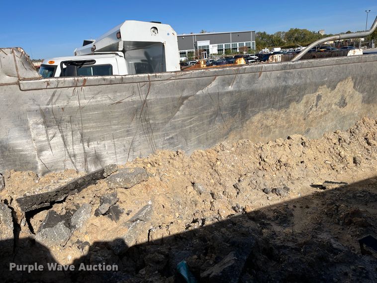 image for item DC6200 2014 International WorkStar 7500  dump truck