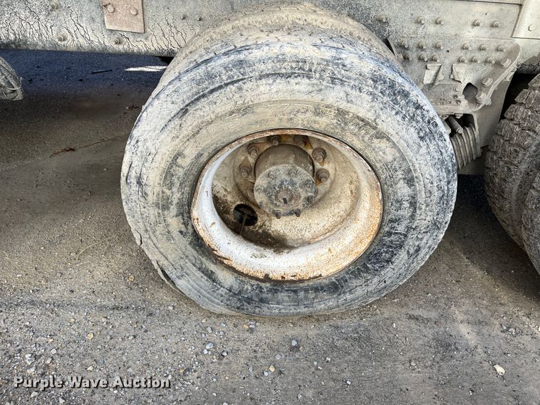 image for item DC6200 2014 International WorkStar 7500  dump truck