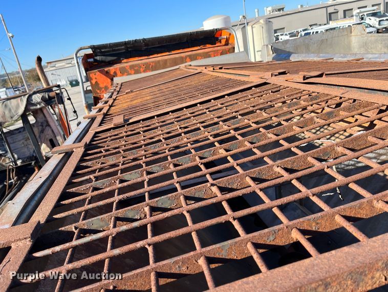 image for item DC6201 2007 International 7600  dump truck