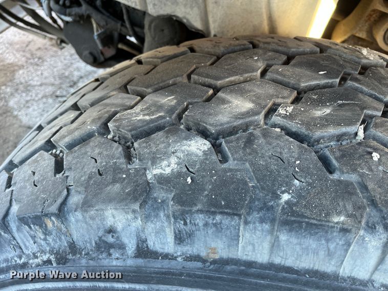 image for item DC6201 2007 International 7600  dump truck