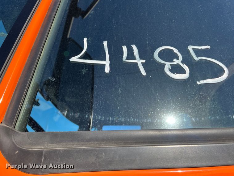 image for item DC6201 2007 International 7600  dump truck