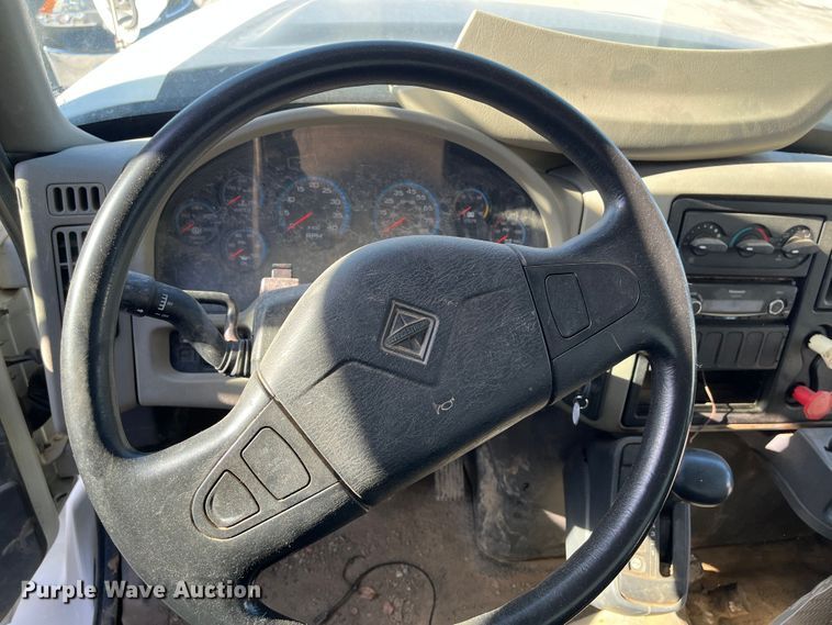 image for item DC6202 2012 International WorkStar 7500  dump truck