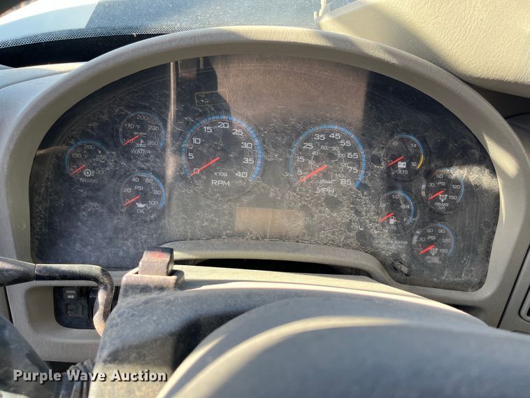 image for item DC6202 2012 International WorkStar 7500  dump truck