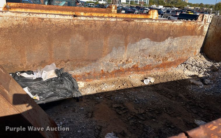 image for item DC6202 2012 International WorkStar 7500  dump truck