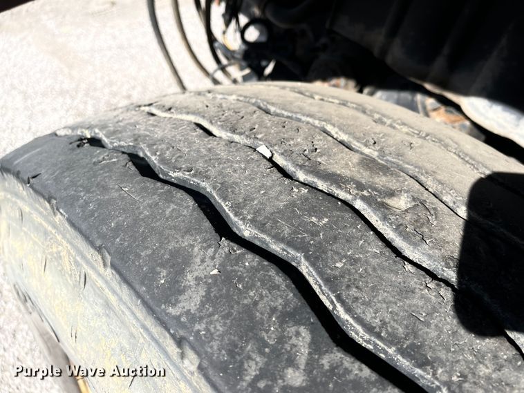 image for item DC6202 2012 International WorkStar 7500  dump truck