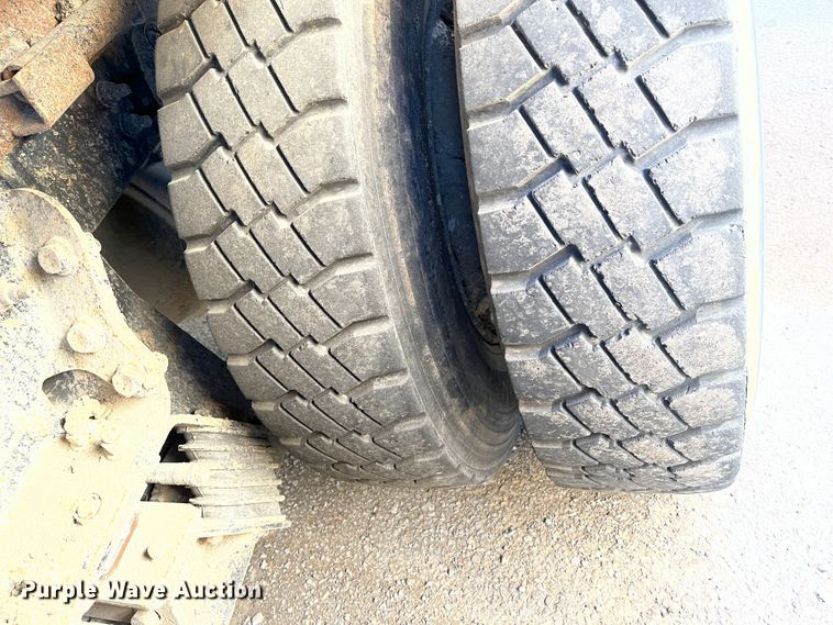 image for item DC6202 2012 International WorkStar 7500  dump truck