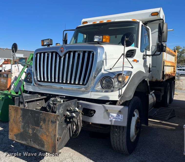 image for item DC6203 2013 International WorkStar 7500  dump truck