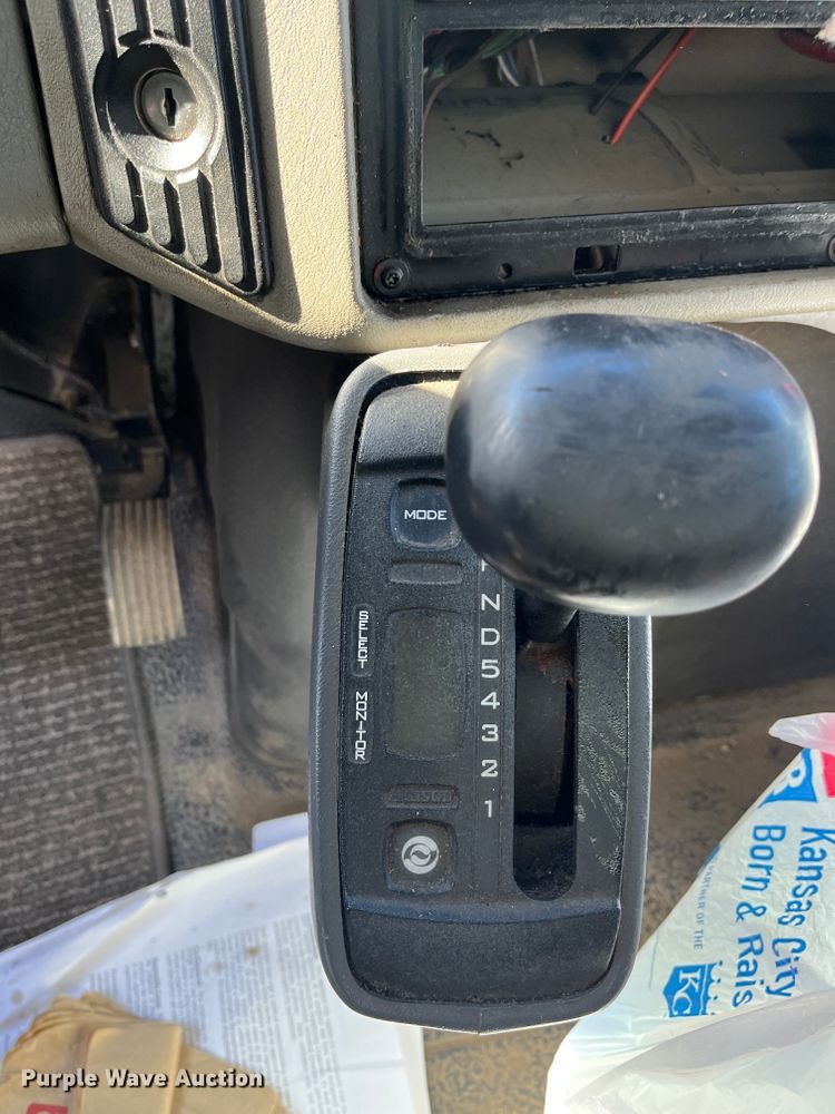 image for item DC6203 2013 International WorkStar 7500  dump truck