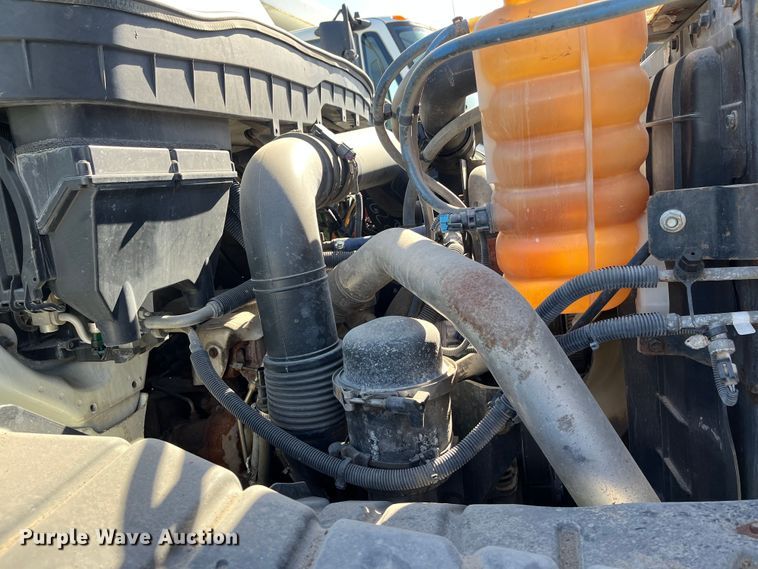 image for item DC6203 2013 International WorkStar 7500  dump truck