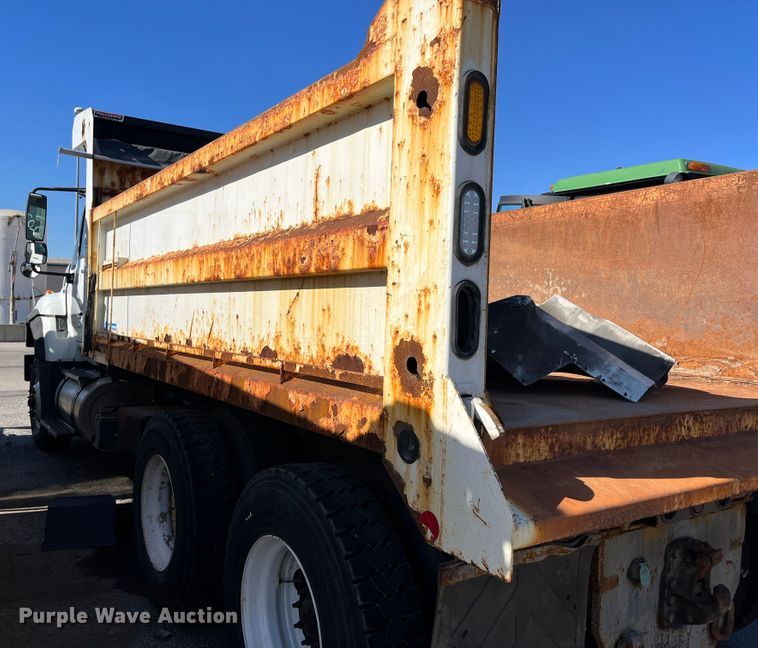 image for item DC6203 2013 International WorkStar 7500  dump truck