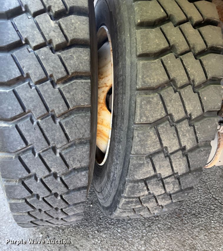 image for item DC6203 2013 International WorkStar 7500  dump truck