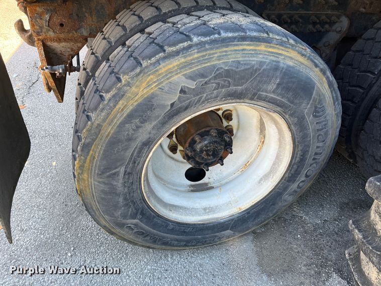 image for item DC6203 2013 International WorkStar 7500  dump truck