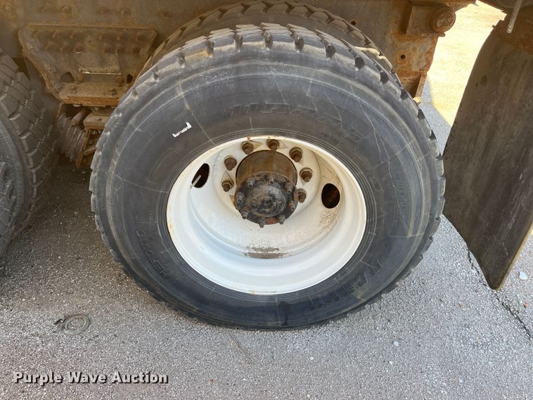 image for item DC6203 2013 International WorkStar 7500  dump truck