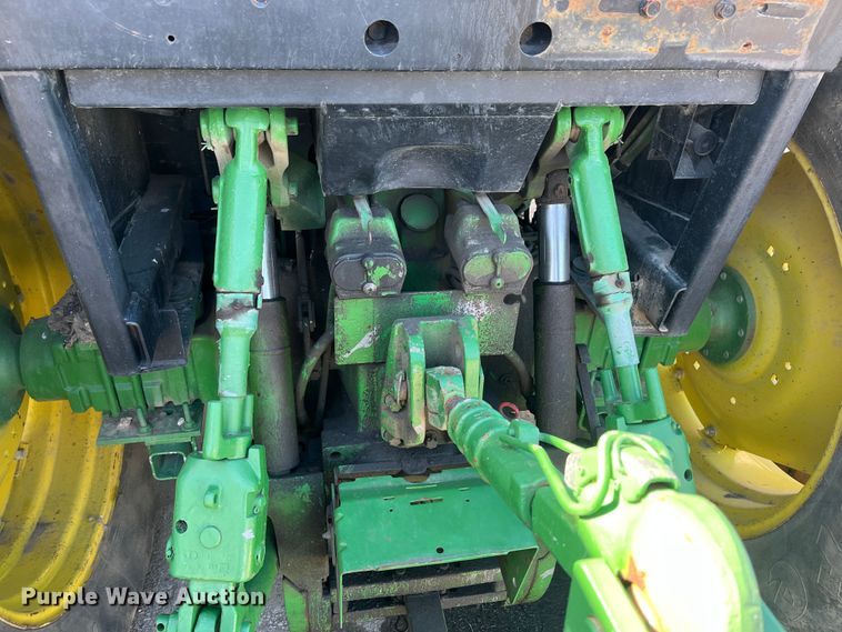 image for item DC6204 1991 John Deere 3155  MFWD tractor