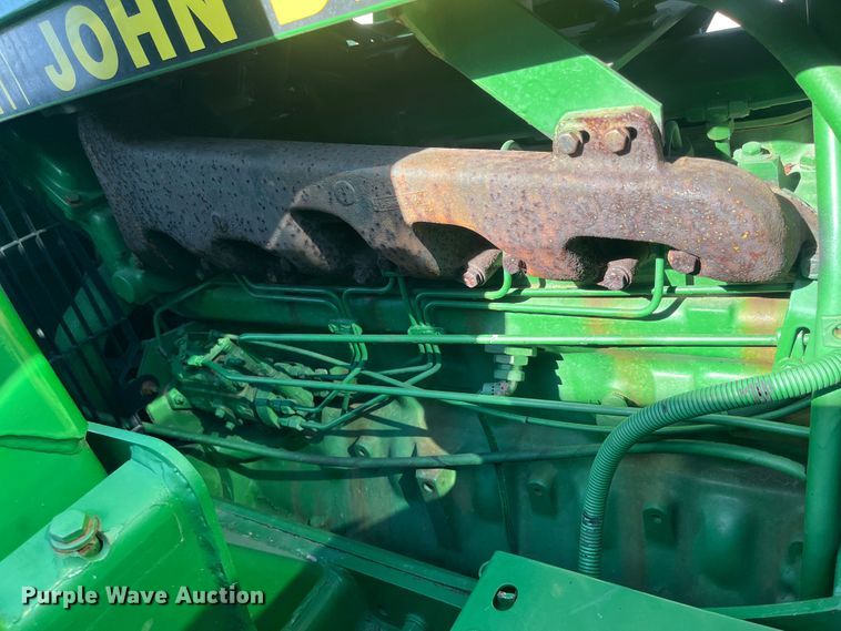 image for item DC6204 1991 John Deere 3155  MFWD tractor
