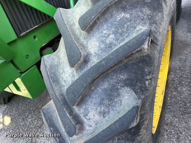 image for item DC6204 1991 John Deere 3155  MFWD tractor