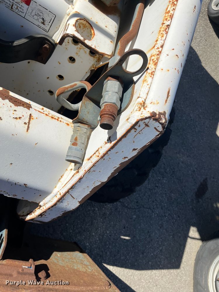 image for item DC6205 1997 Bobcat 863  skid steer loader