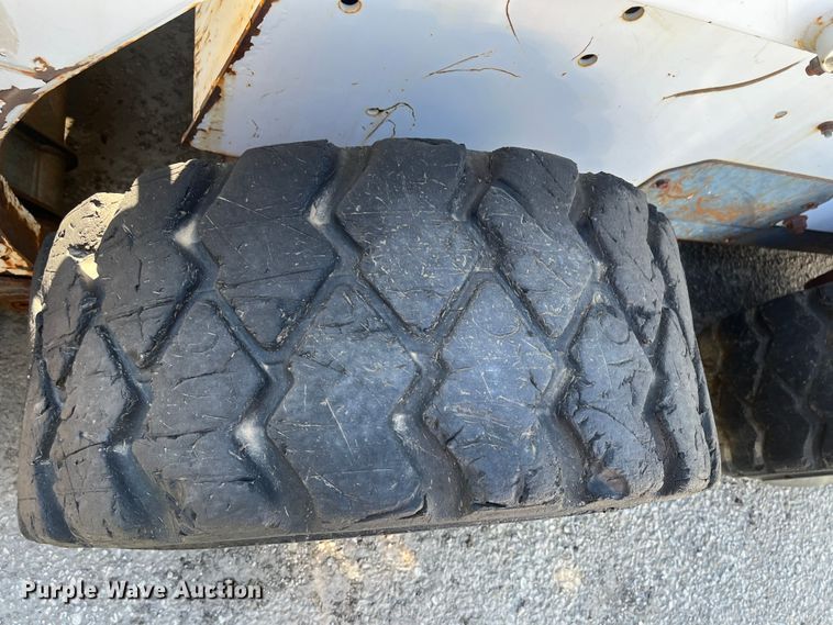 image for item DC6205 1997 Bobcat 863  skid steer loader