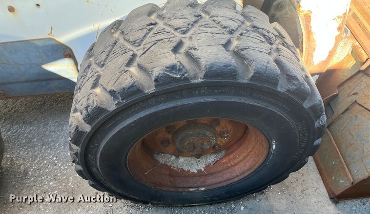 image for item DC6205 1997 Bobcat 863  skid steer loader