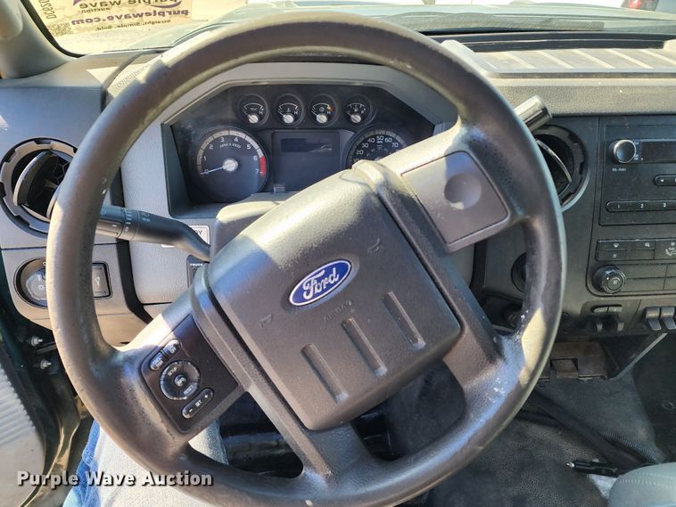 image for item DC6206 2011 Ford F350 Super Duty XL  dump bed pickup truck