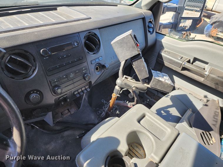 image for item DC6206 2011 Ford F350 Super Duty XL  dump bed pickup truck