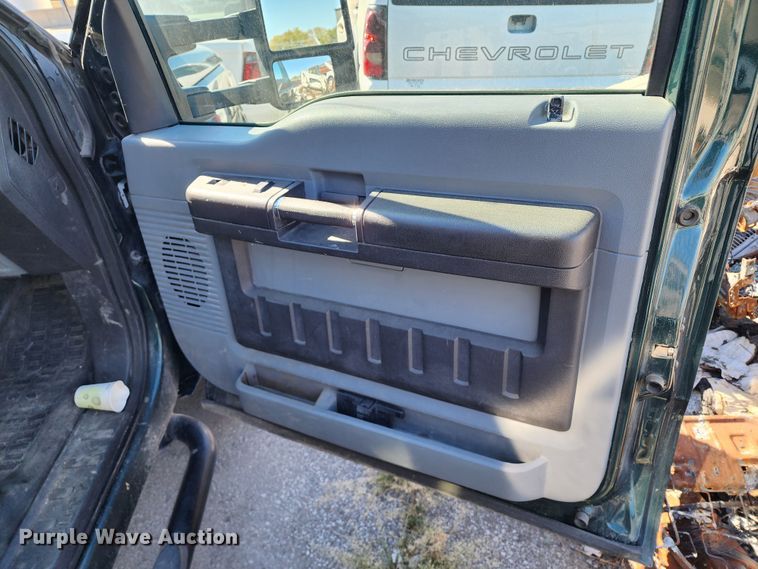 image for item DC6206 2011 Ford F350 Super Duty XL  dump bed pickup truck