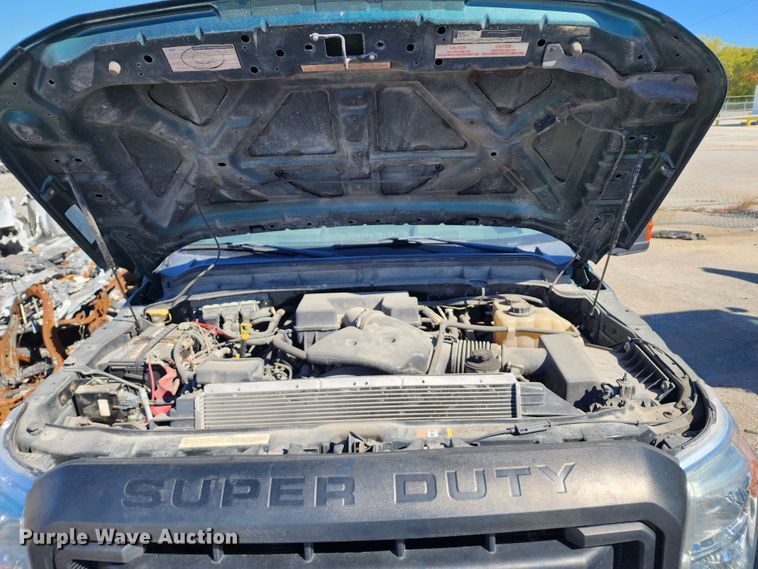 image for item DC6206 2011 Ford F350 Super Duty XL  dump bed pickup truck