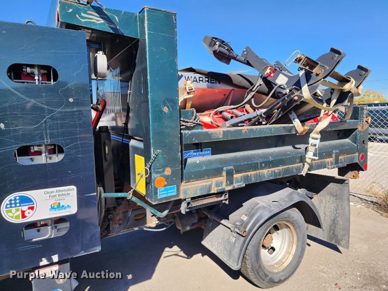 image for item DC6206 2011 Ford F350 Super Duty XL  dump bed pickup truck