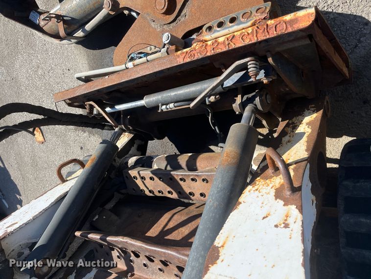 image for item DC6208 2006 Bobcat T300  tracked skid steer loader