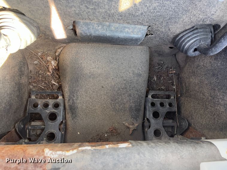 image for item DC6208 2006 Bobcat T300  tracked skid steer loader