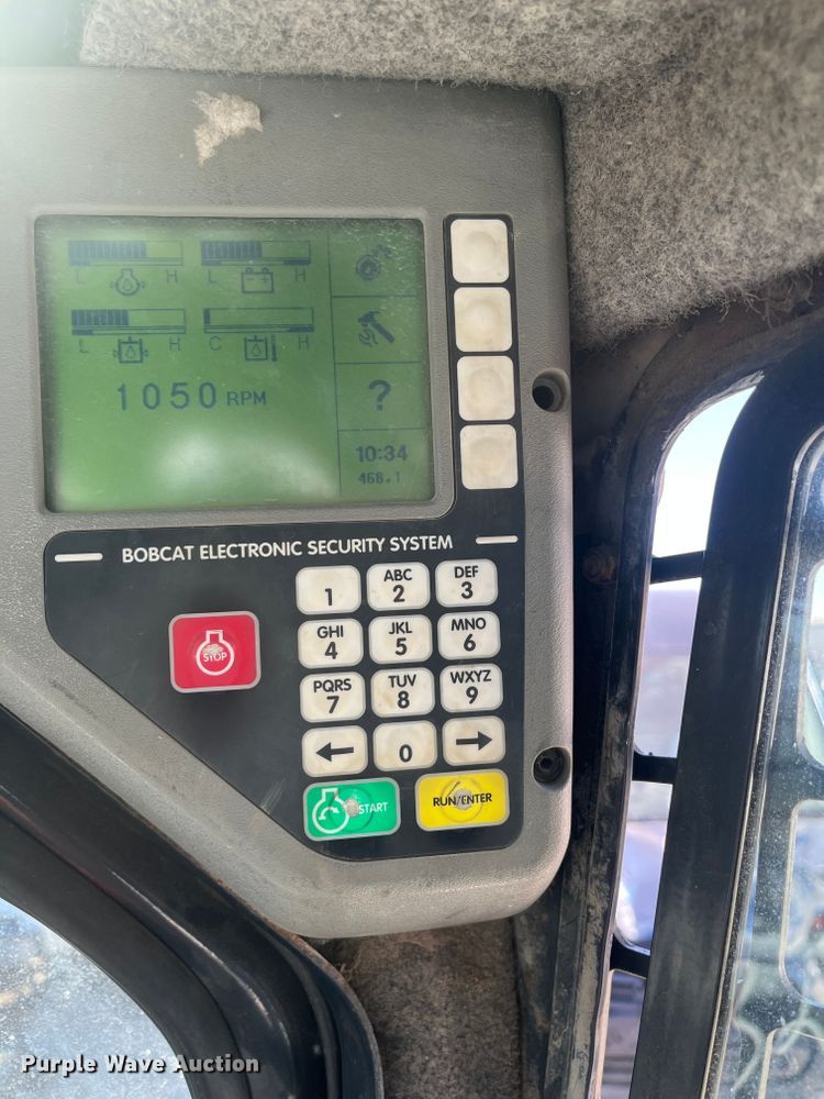 image for item DC6208 2006 Bobcat T300  tracked skid steer loader