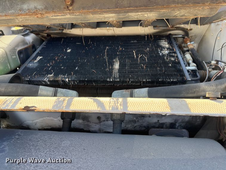 image for item DC6208 2006 Bobcat T300  tracked skid steer loader