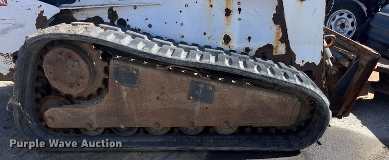 image for item DC6208 2006 Bobcat T300  tracked skid steer loader