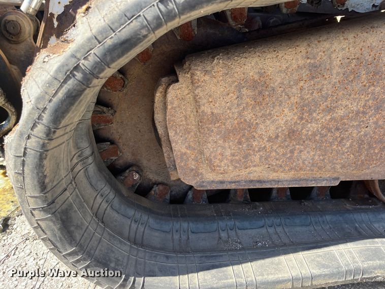 image for item DC6208 2006 Bobcat T300  tracked skid steer loader