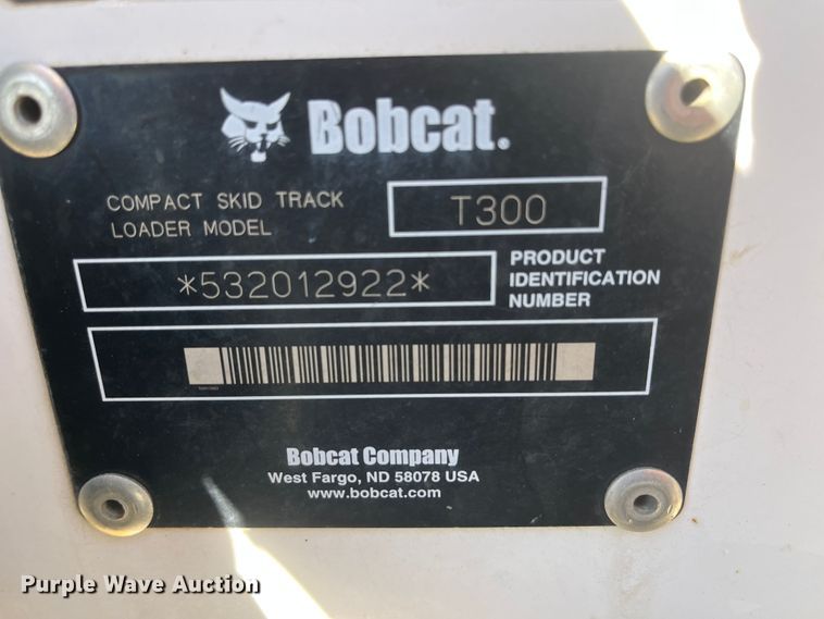 image for item DC6208 2006 Bobcat T300  tracked skid steer loader