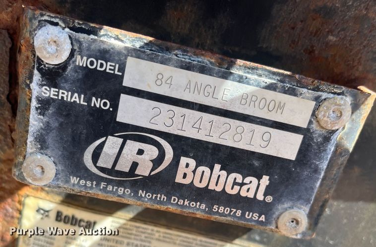 image for item DC6208 2006 Bobcat T300  tracked skid steer loader