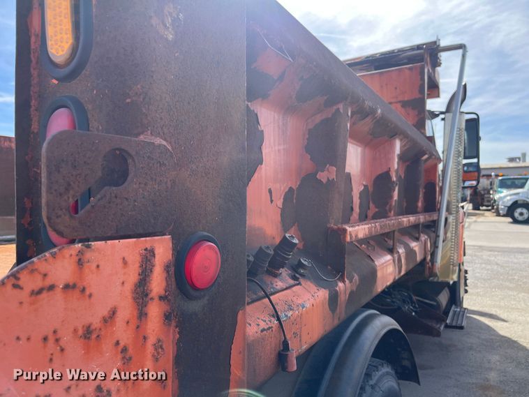 image for item DC6213 2009 International WorkStar 7400  dump truck