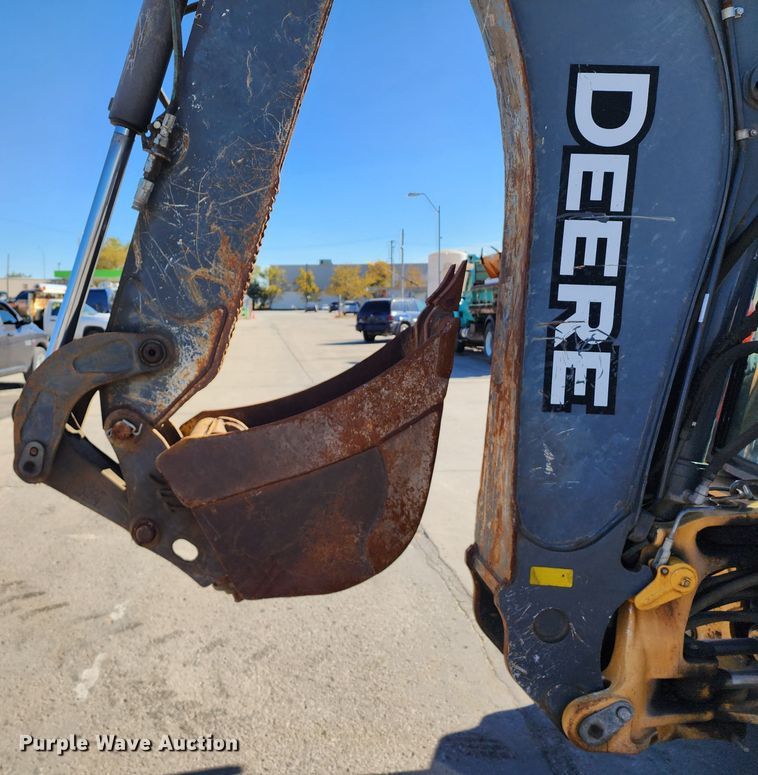 image for item DC6214 2012 John Deere 410J  backhoe