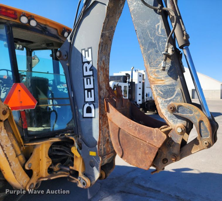 image for item DC6214 2012 John Deere 410J  backhoe