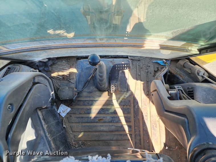 image for item DC6214 2012 John Deere 410J  backhoe