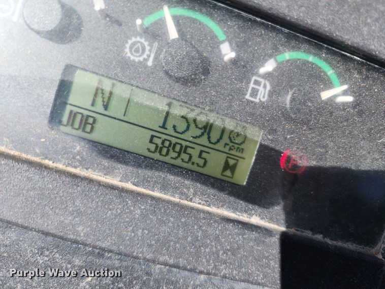 image for item DC6214 2012 John Deere 410J  backhoe