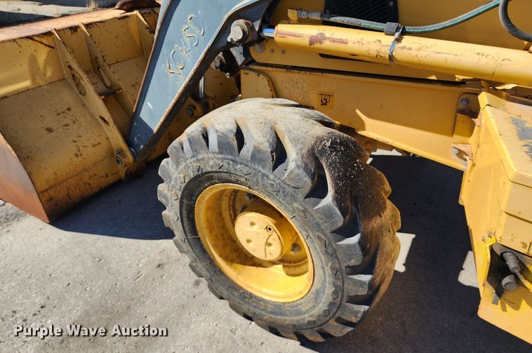 image for item DC6214 2012 John Deere 410J  backhoe