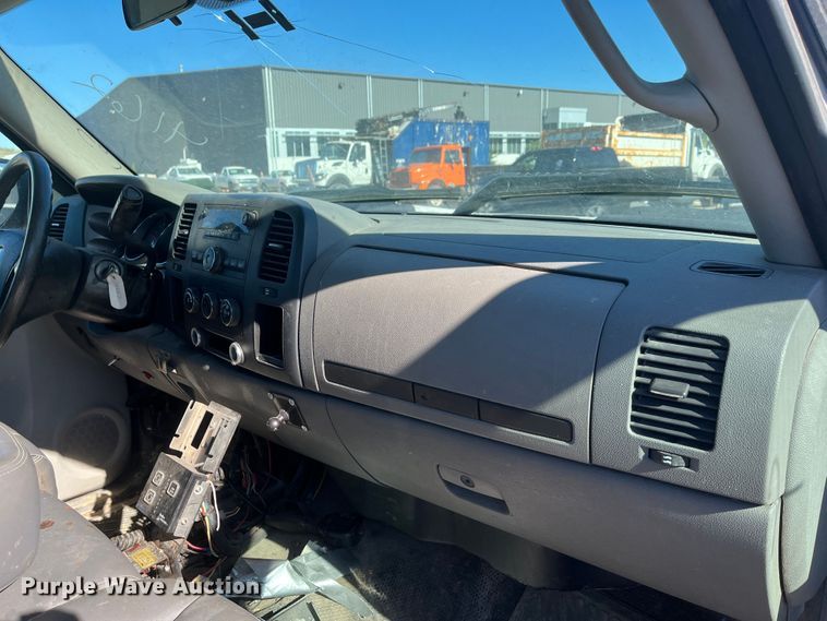 image for item DC6217 2009 Chevrolet Silverado 3500HD  pickup truck