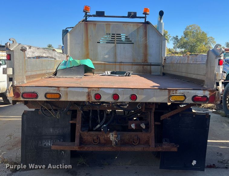 image for item DC6218 2007 International 7300  dump truck