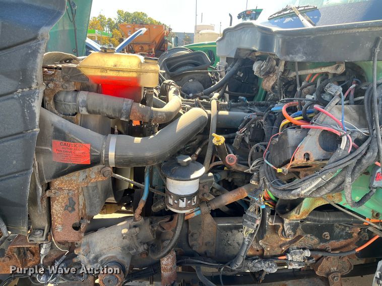 image for item DC6218 2007 International 7300  dump truck