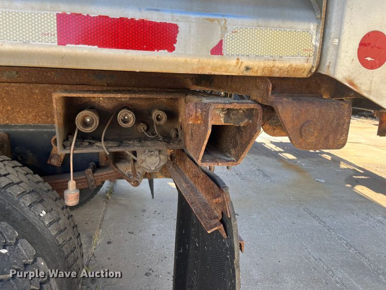 image for item DC6218 2007 International 7300  dump truck