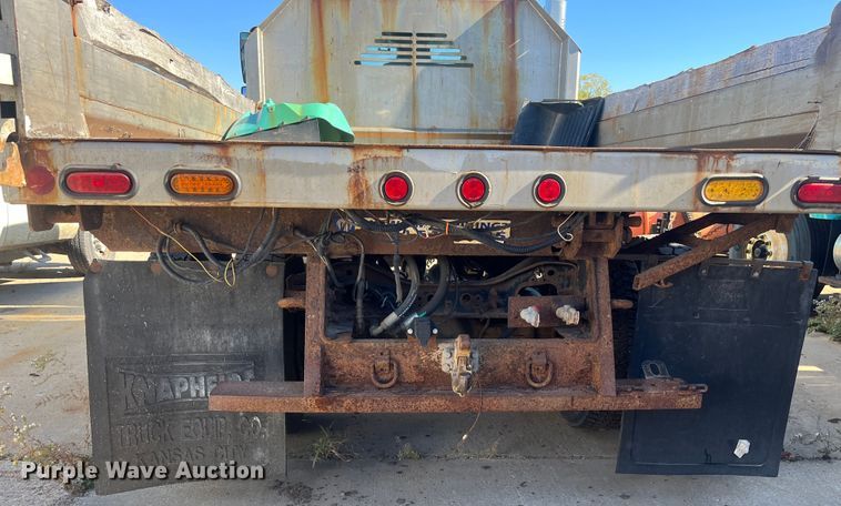 image for item DC6218 2007 International 7300  dump truck