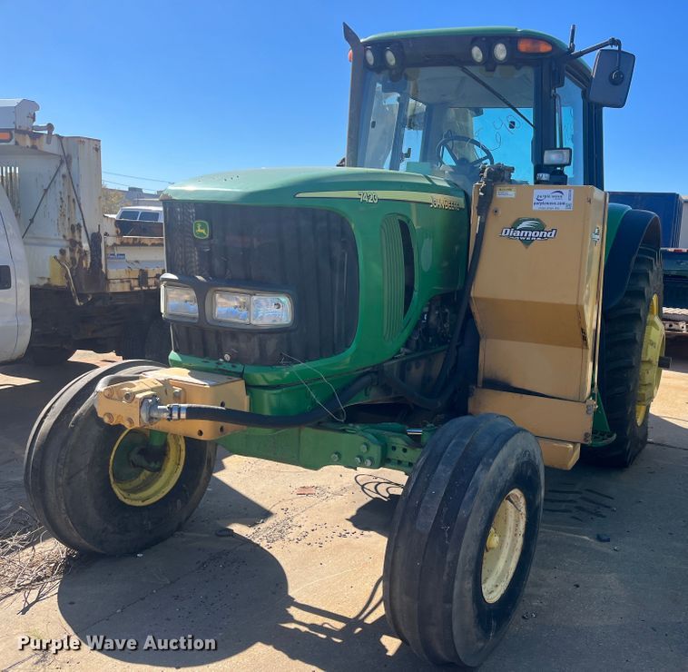 image for item DC6220 2006 John Deere 7420  tractor