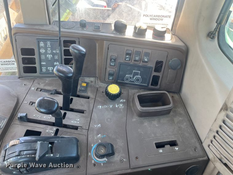 image for item DC6220 2006 John Deere 7420  tractor